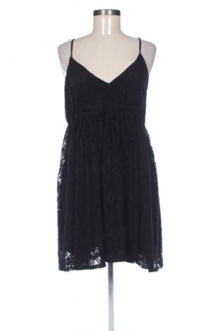 Ruha River Island, Méret M, Szín Fekete, Ár 3 121 Ft