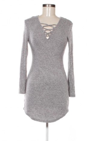 Šaty  SHEIN, Velikost M, Barva Šedá, Cena  119,00 Kč