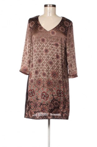 Ruha Taifun, Méret M, Szín Sokszínű, Ár 2 309 Ft