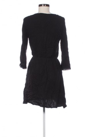 Ruha Tezenis, Méret M, Szín Fekete, Ár 1 259 Ft