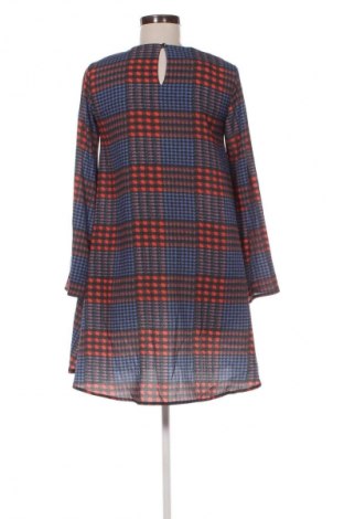 Рокля Unbranded, Размер M, Цвят Многоцветен, Цена 2,04 €