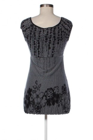 Ruha Unbranded, Méret M, Szín Sokszínű, Ár 3 278 Ft