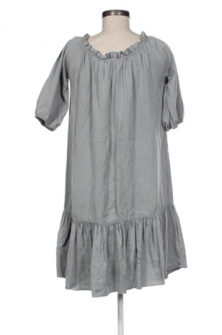 Ruha V Milano, Méret M, Szín Szürke, Ár 3 972 Ft