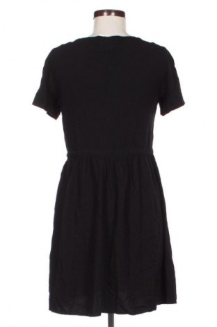 Ruha VILA, Méret S, Szín Fekete, Ár 1 719 Ft