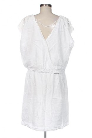 Kleid VILA, Größe XL, Farbe Weiß, Preis € 5,99