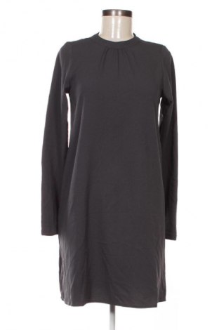 Šaty  Vero Moda, Velikost XS, Barva Šedá, Cena  49,00 Kč