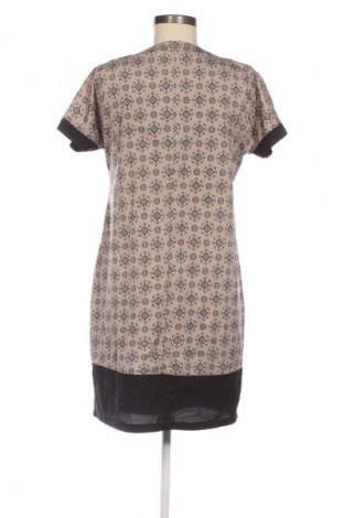 Rochie Yessica, Mărime M, Culoare Multicolor, Preț 20,99 Lei