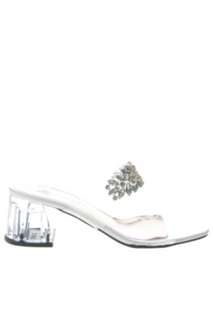 Pantolette Jilberto, Größe 38, Farbe Weiß, Preis € 31,99, #137406438