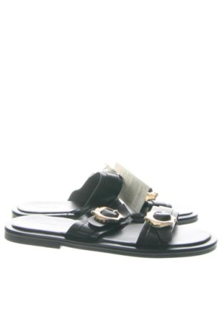 Papuci Reserved, Mărime 38, Culoare Negru, Preț 278,20 Lei, #137393668