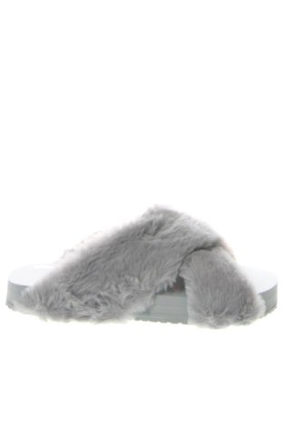 Чехли Toms, Размер 38, Цвят Сив, Цена 48,06 €, #137401879