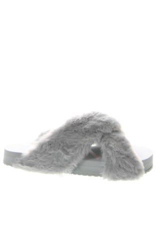 Чехли Toms, Размер 38, Цвят Сив, Цена 48,06 €, #137401891