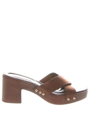Papuci Unbranded, Mărime 40, Culoare Maro, Preț 178,47 Lei, #137391579