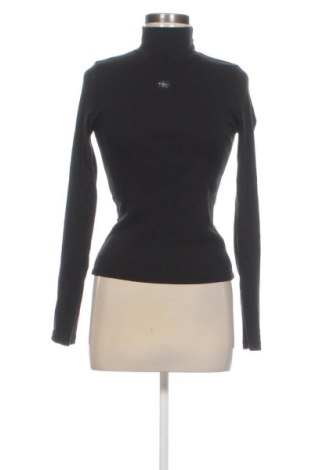 Bluzka damska Calvin Klein Jeans, Rozmiar S, Kolor Czarny, Cena 122,77 zł, #137422569