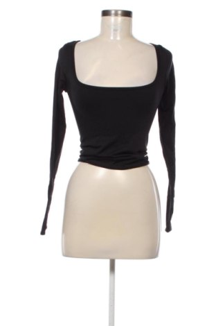 Bluză de femei Stradivarius, Mărime S, Culoare Negru, Preț 31,49 Lei, #137431435