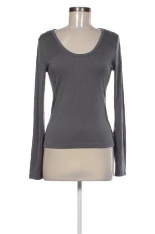 Bluză de femei Unbranded, Mărime M, Culoare Gri, Preț 32,45 Lei, #137436422