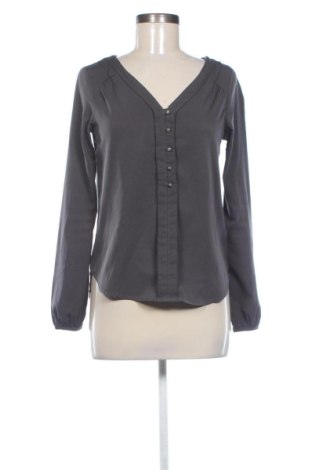 Dámská halenka Vero Moda, Velikost XS, Barva Šedá, Cena  150,00 Kč, #137441560