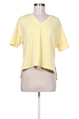 Tricou de femei LCW, Mărime M, Culoare Galben, Preț 41,99 Lei, #137408578