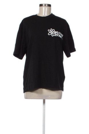 Dámské tričko Bershka, Velikost S, Barva Černá, Cena  369,00 Kč, #137423771