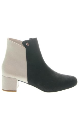 Botine de damă Lascana, Mărime 39, Culoare Multicolor, Preț 391,99 Lei, #137449858