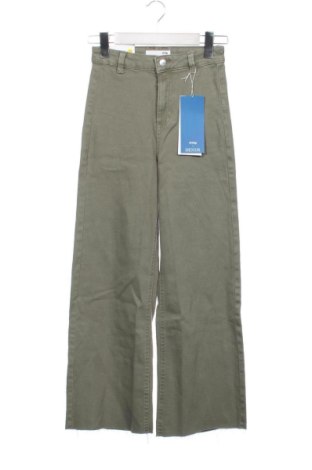 Дамски дънки Sinsay, Размер XXS, Цвят Зелен, Цена 13,07 €, #137381939