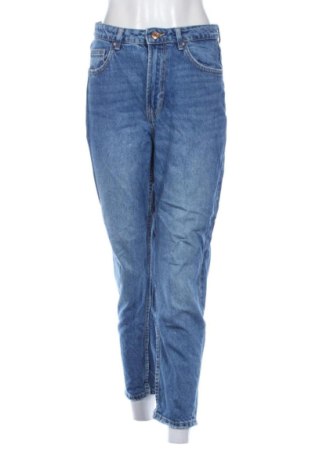 Damskie jeansy Bershka, Rozmiar M, Kolor Niebieski, Cena 80,44 zł, #137402927