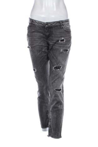 Damskie jeansy Guess, Rozmiar L, Kolor Szary, Cena 169,34 zł, #137406704