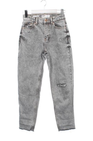 Dámske džínsy  Bershka, Veľkosť XXS, Farba Sivá, Cena  12,00 €, #137408261