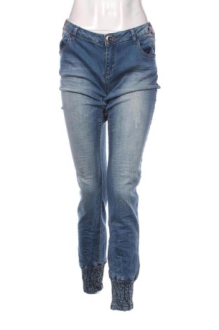 Női farmernadrág Desigual, Méret XXL, Szín Kék, Ár 16 957 Ft, #137413794