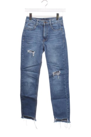 Damskie jeansy Bershka, Rozmiar XS, Kolor Niebieski, Cena 50,80 zł, #137422449