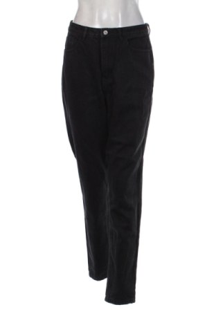 Damskie jeansy Missguided, Rozmiar M, Kolor Czarny, Cena 42,34 zł, #137424899