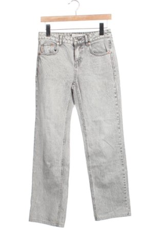 Дамски дънки Stradivarius, Размер S, Цвят Сив, Цена 10,39 €, #137438399