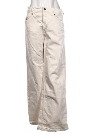 Damskie jeansy Zara, Rozmiar L, Kolor ecru, Cena 88,90 zł, #137401674