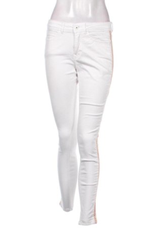 Blugi de femei Expresso, Mărime M, Culoare Alb, Preț 110,23 Lei, #137404289