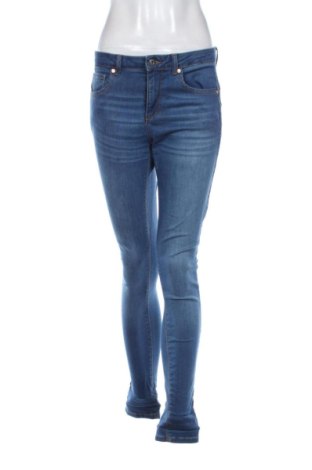 Damskie jeansy United Colors Of Benetton, Rozmiar M, Kolor Niebieski, Cena 50,80 zł, #137418050