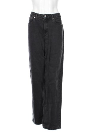 Damskie jeansy Unbranded, Rozmiar M, Kolor Szary, Cena 60,00 zł, #137429080