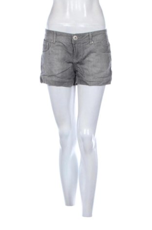 Dámské kraťasy  Guess, Velikost L, Barva Šedá, Cena  631,00 Kč, #137403778
