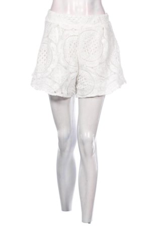 Pantaloni scurți de femei Unbranded, Mărime S, Culoare Alb, Preț 44,00 Lei, #137415645