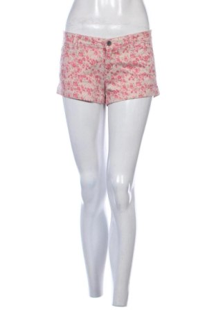 Pantaloni scurți de femei United Colors Of Benetton, Mărime L, Culoare Multicolor, Preț 57,74 Lei, #137420578