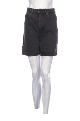 Damskie szorty Cropp, Rozmiar S, Kolor Czarny, Cena 41,94 zł, #137422958