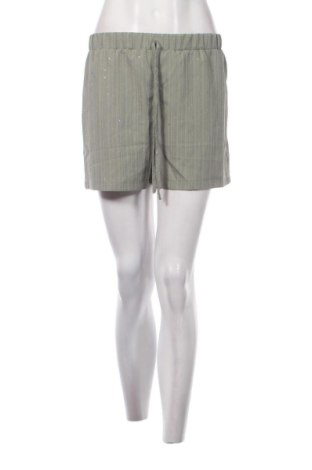 Pantaloni scurți de femei Unbranded, Mărime M, Culoare Verde, Preț 52,49 Lei, #137430153