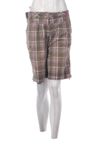 Дамски къс панталон Esprit, Размер XL, Цвят Многоцветен, Цена 17,72 €, #137435849