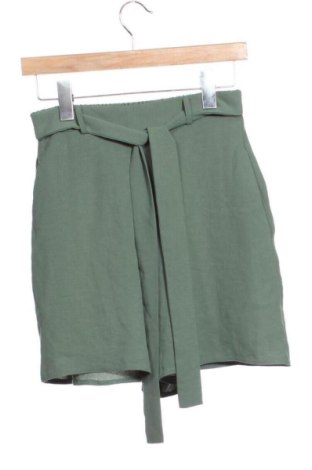 Dámske kraťasy  Zara, Veľkosť XS, Farba Zelená, Cena  13,56 €, #137260548