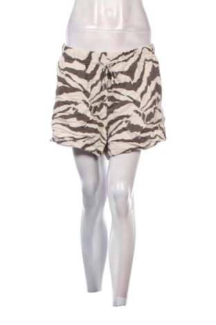 Дамски къс панталон H&M, Размер L, Цвят Многоцветен, Цена 10,00 €, #137440739