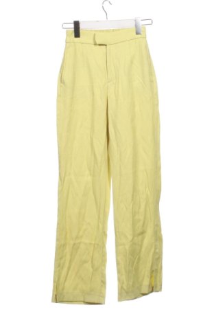 Damskie spodnie Bershka, Rozmiar XXS, Kolor Żółty, Cena 59,27 zł, #137391061