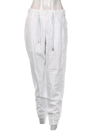 Pantaloni de femei Betty & Co, Mărime M, Culoare Alb, Preț 391,99 Lei, #137419342