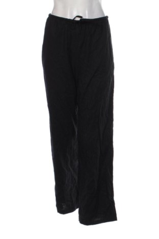 Dámské kalhoty  Bershka, Velikost M, Barva Černá, Cena  340,00 Kč, #137421198