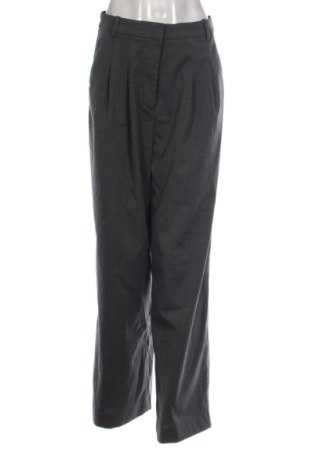 Pantaloni de femei H&M, Mărime M, Culoare Gri, Preț 68,24 Lei, #137423480