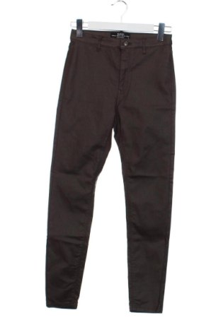 Pantaloni de femei Stradivarius, Mărime XS, Culoare Maro, Preț 46,66 Lei, #137322613