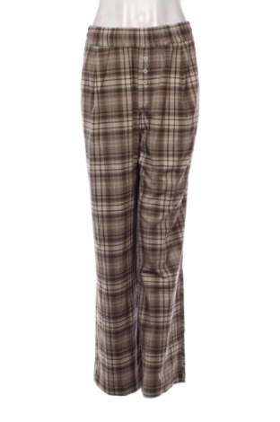 Дамски панталон Bershka, Размер L, Цвят Многоцветен, Цена 9,00 €, #137404384