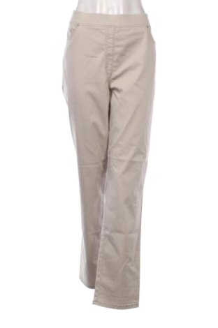 Pantaloni de femei Brax, Mărime XXL, Culoare Bej, Preț 251,96 Lei, #137436735